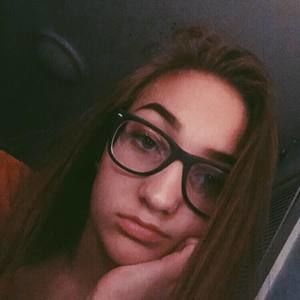 Meet your Posher, Ally